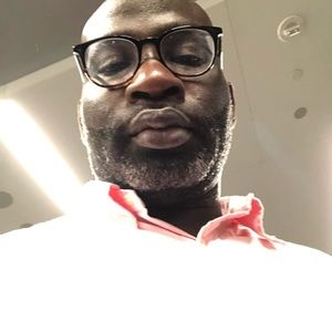 Meet your Posher, Abayomi